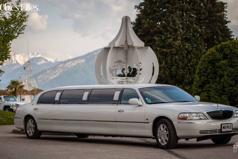 Akqr Limousine