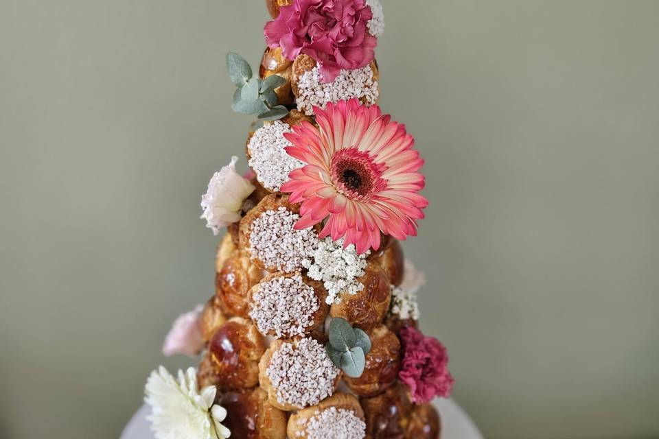 Pièce montée de choux
