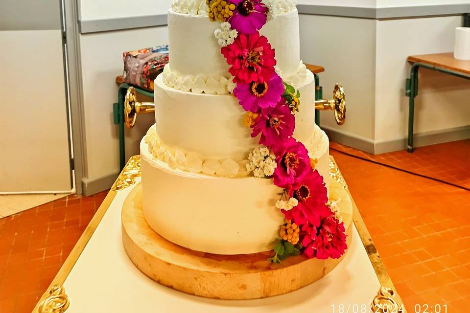 Weeding cake