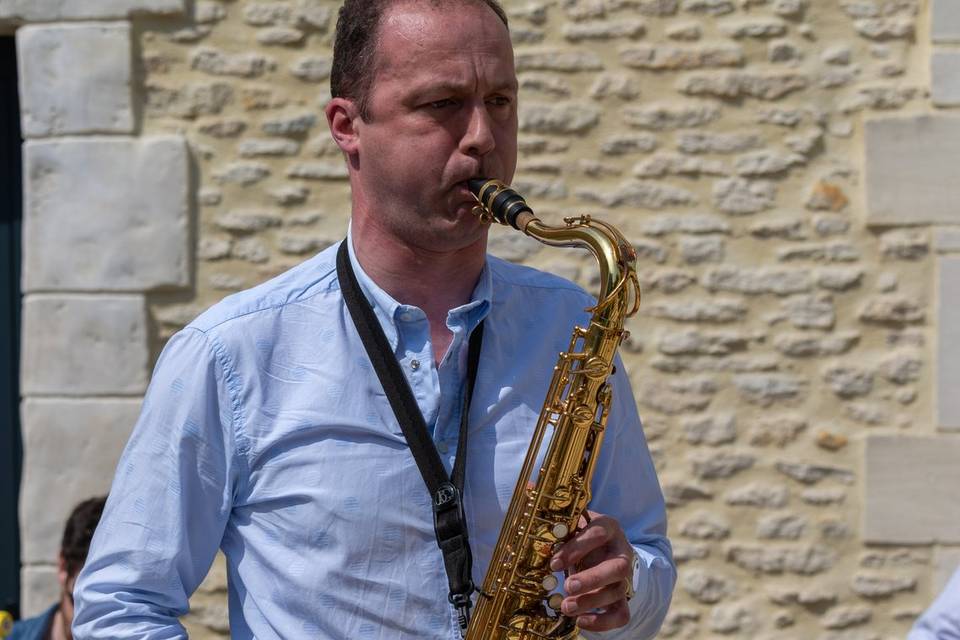 Olivier au saxophone