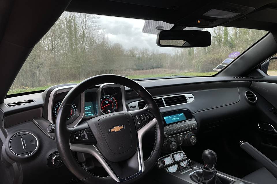 Mariage en Chevrolet Camaro
