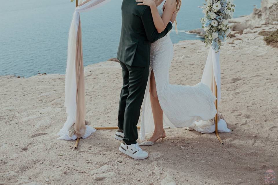 ELOPEMENT