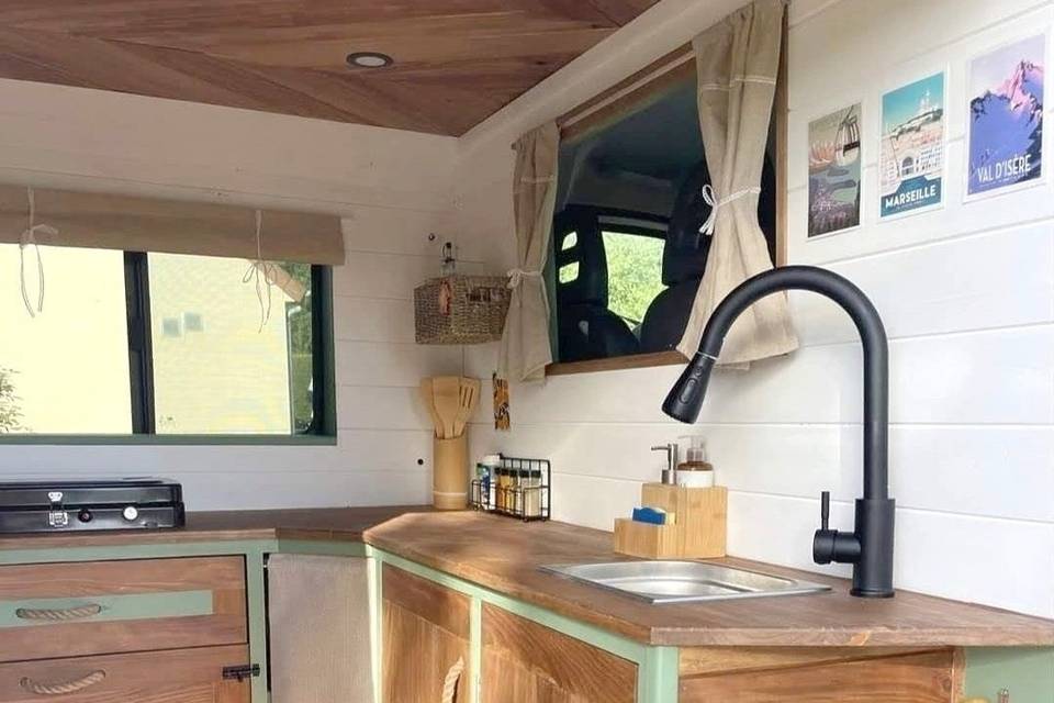 Vue de l'intérieur du véhicule