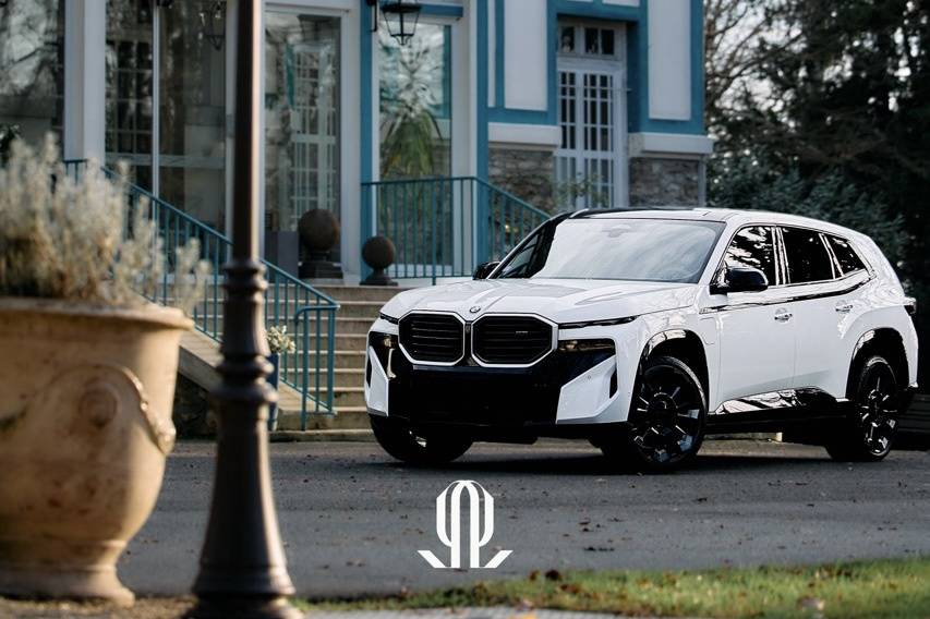 BMW - XM