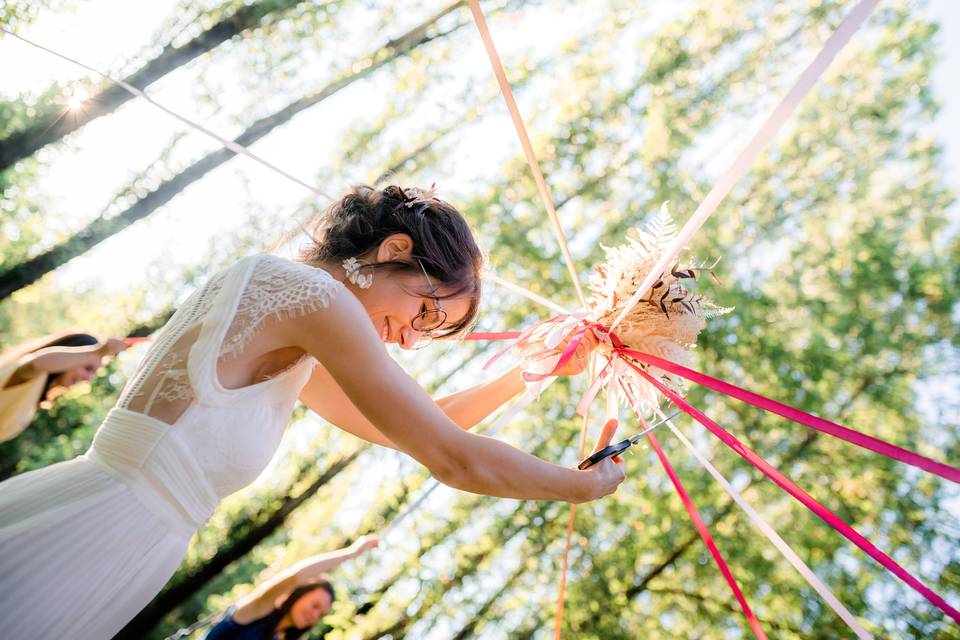 La mariée et son bouquet