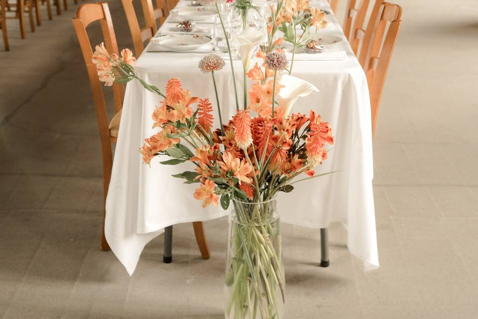 Decoration table
