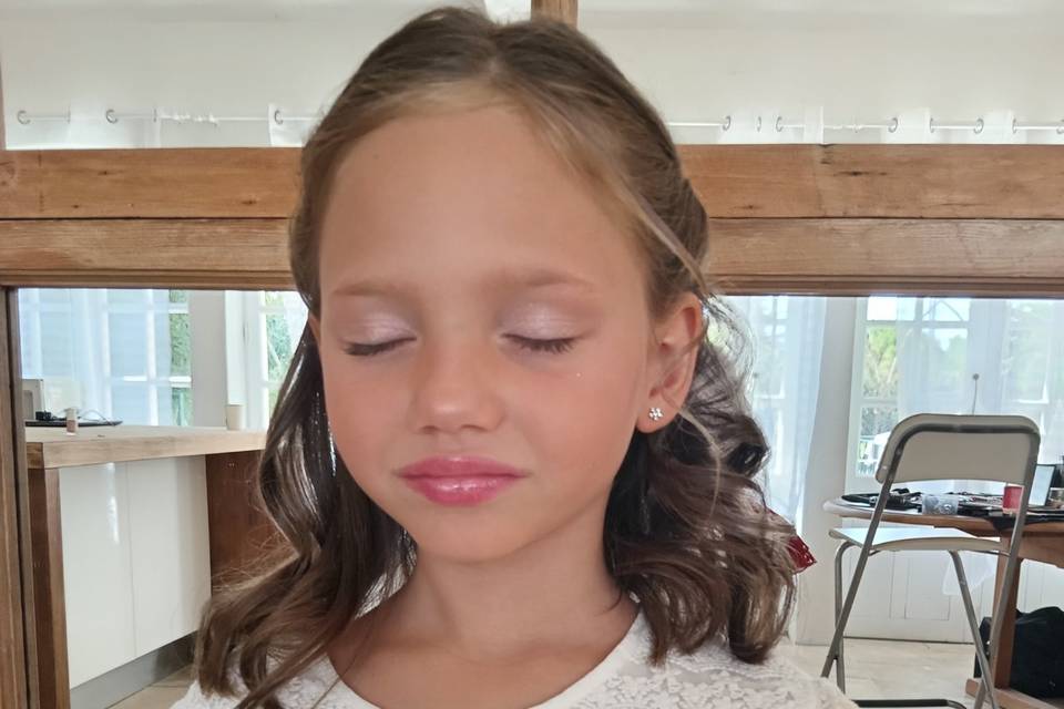 Coiffure et Maquillage Enfant