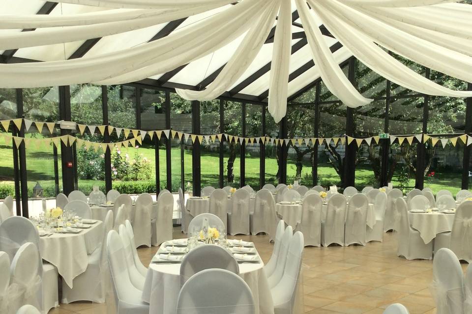 Mariage jaune et blanc
