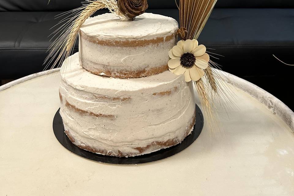 Nude cake