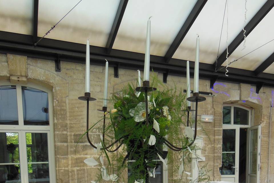 Chandelier fleuri