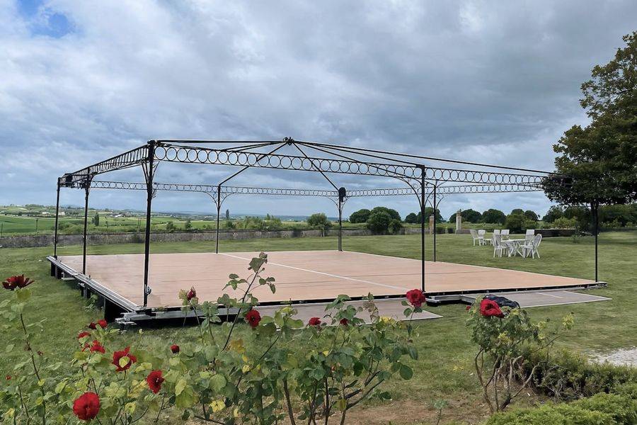 Carrousel avec plancher