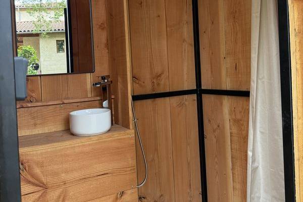 Douche avec vasque