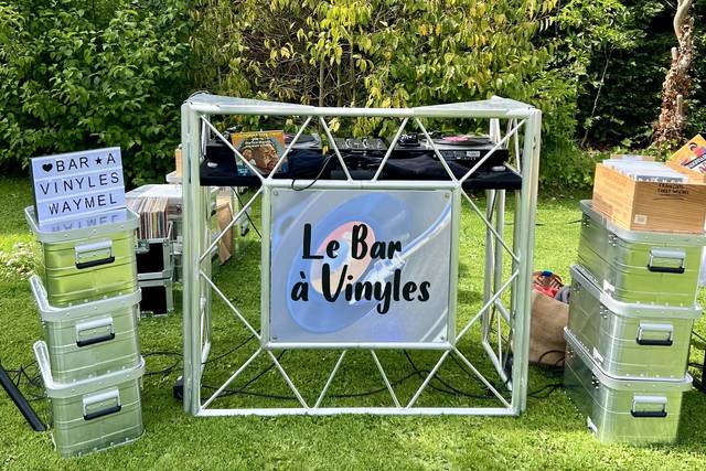 LoLo Waymel - Bar à Vinyles
