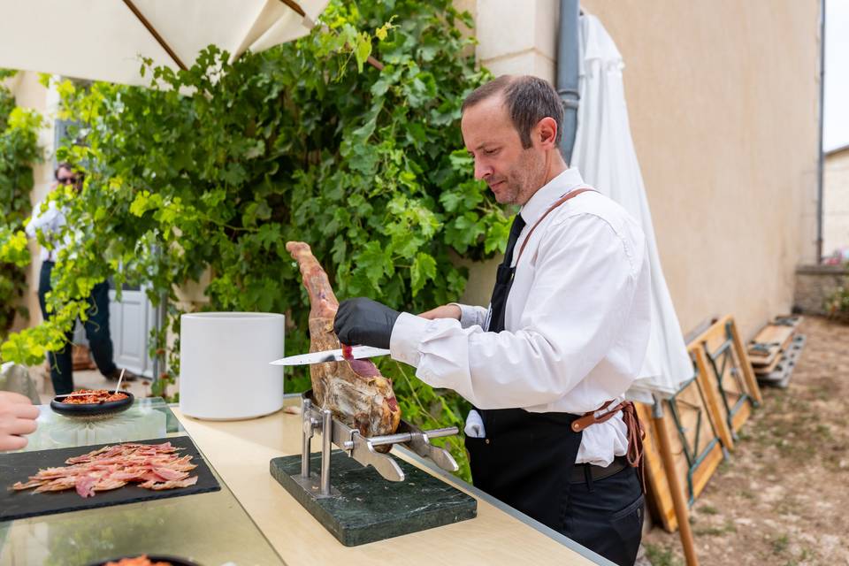 Chef preparant des tapas