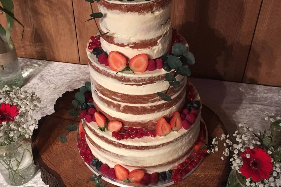 Nude cake fruits rouges