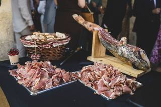 En Faim Prêt de Chez Vous