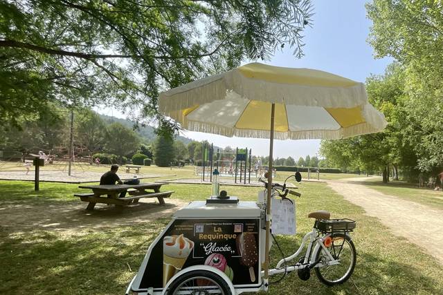 Triporteur festif