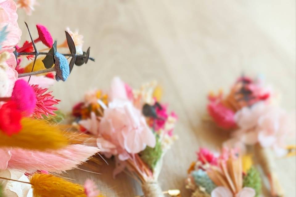 Barrette en fleurs séchées