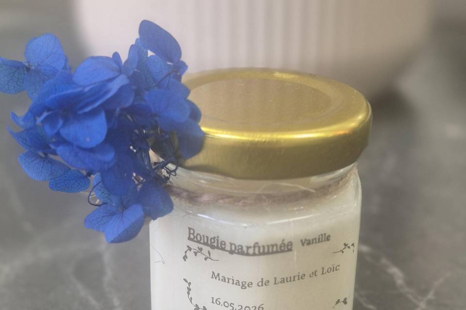 Bougie cadeaux invités