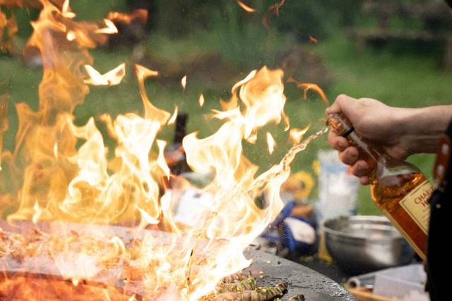 Gambas flambées au brasero