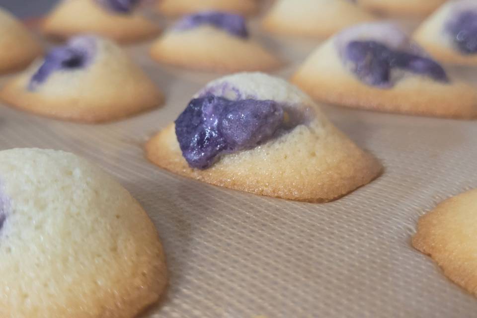 Madeleines à la violette