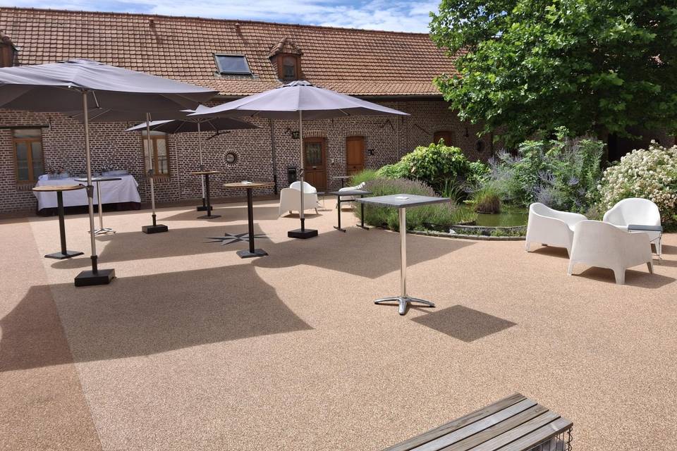 Vin d'honneur cour intérieure