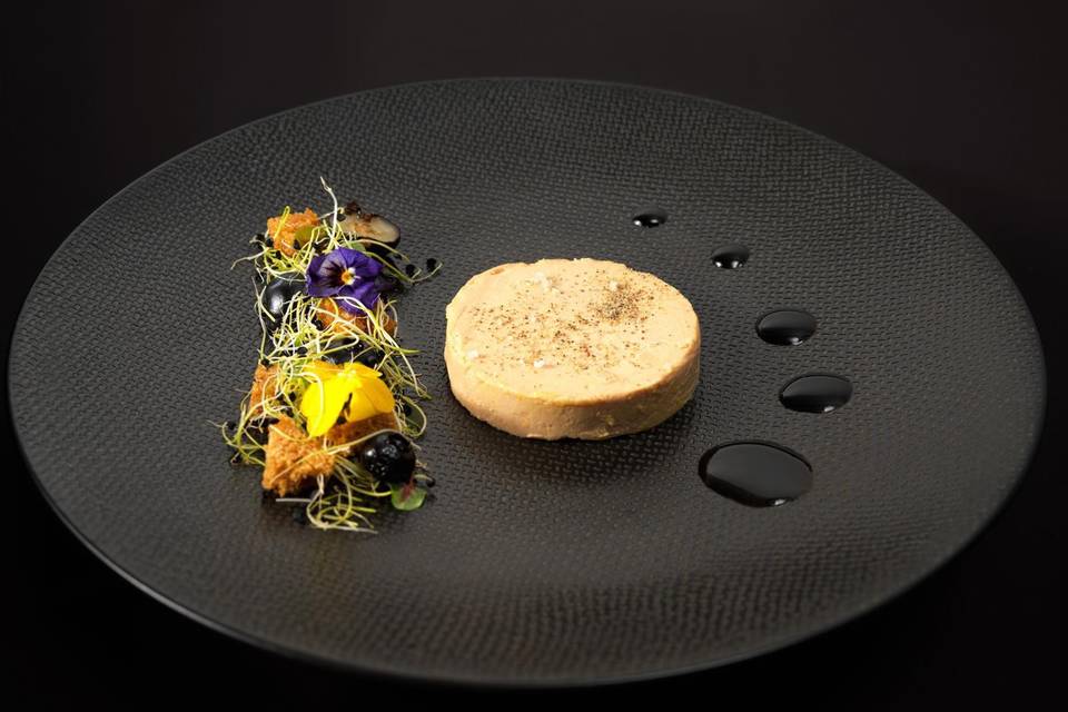 Foie gras maison et ses fleurs