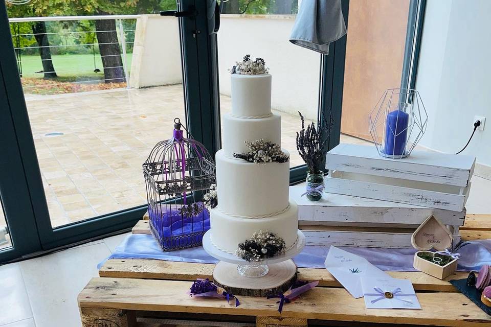 Weddings cakes thème Lavande