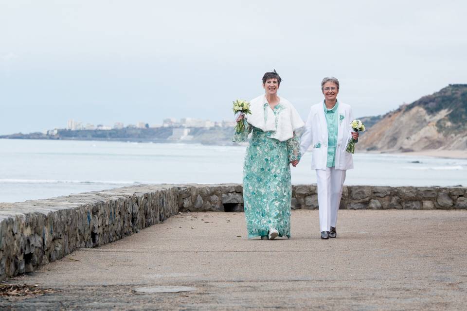 Séance couple à la plage