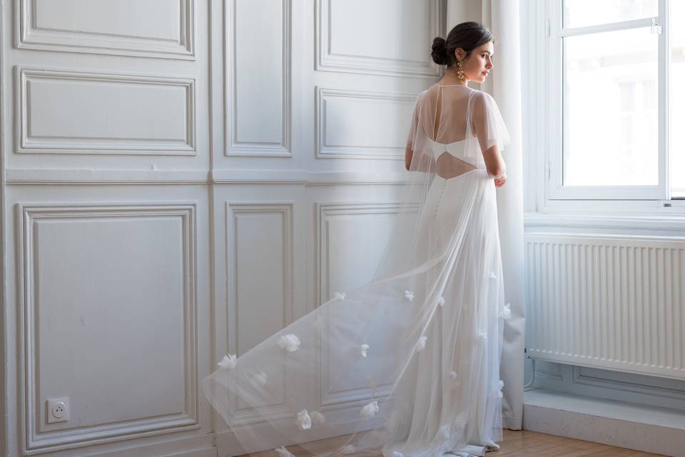 Sur-robe en tulle à fleurs