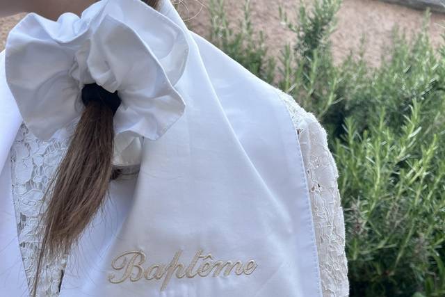 Broderie de texte