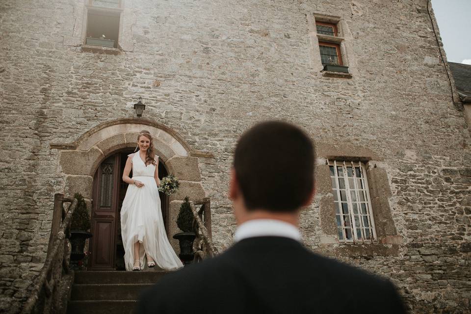 Descente mariée marche manoir