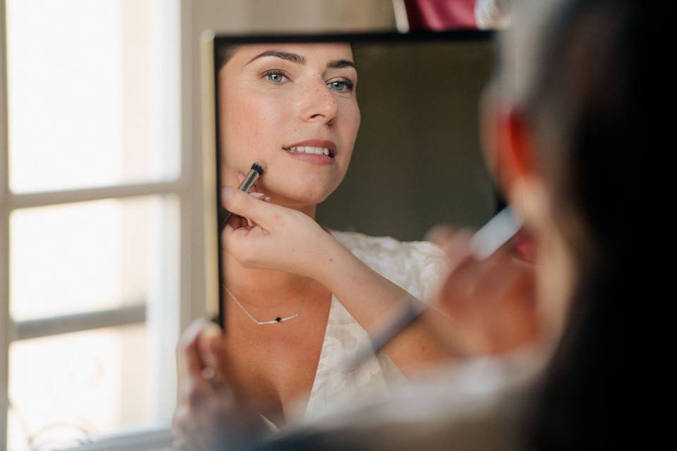 Maquillage et coiffure