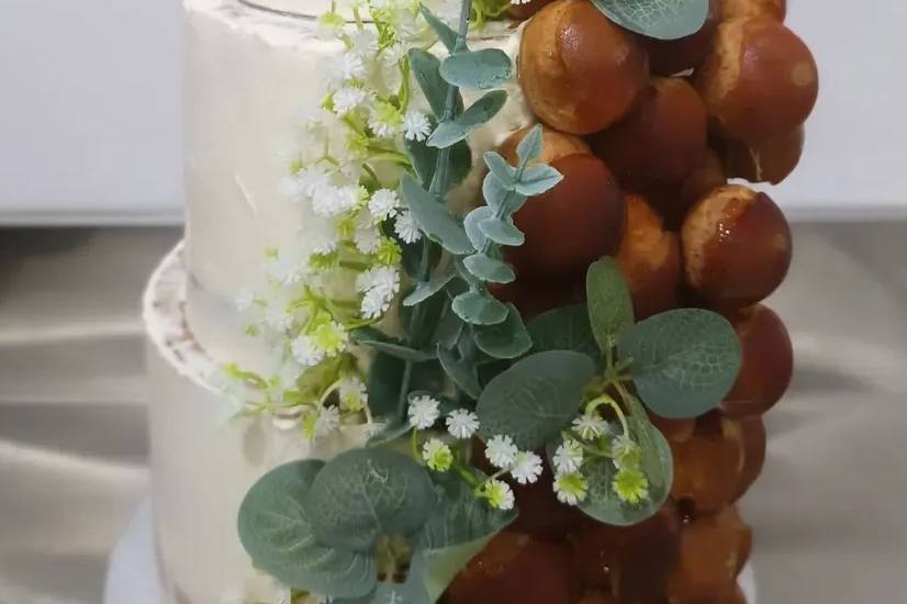 Wedding cake cascade de choux