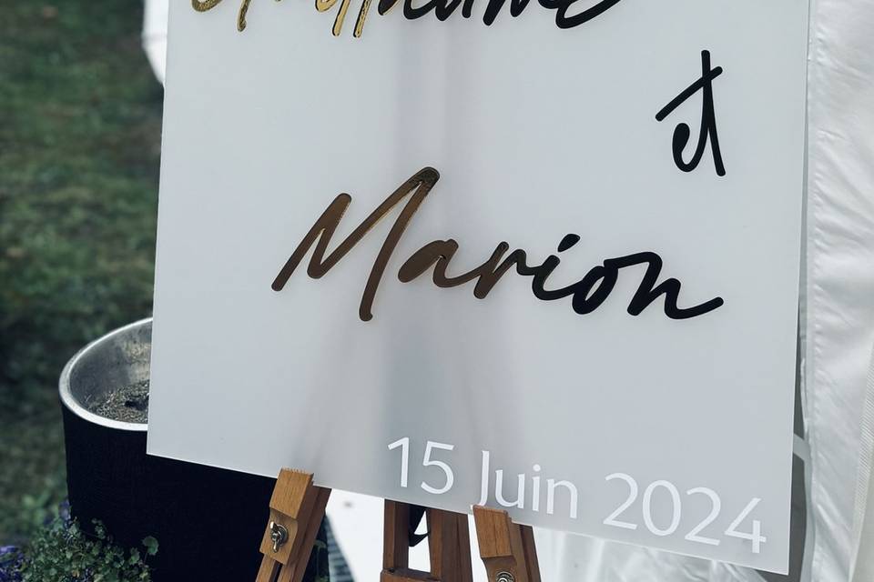 Panneau plexi personnalisé