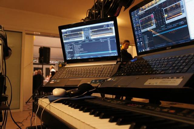 Pianiste disc jockey