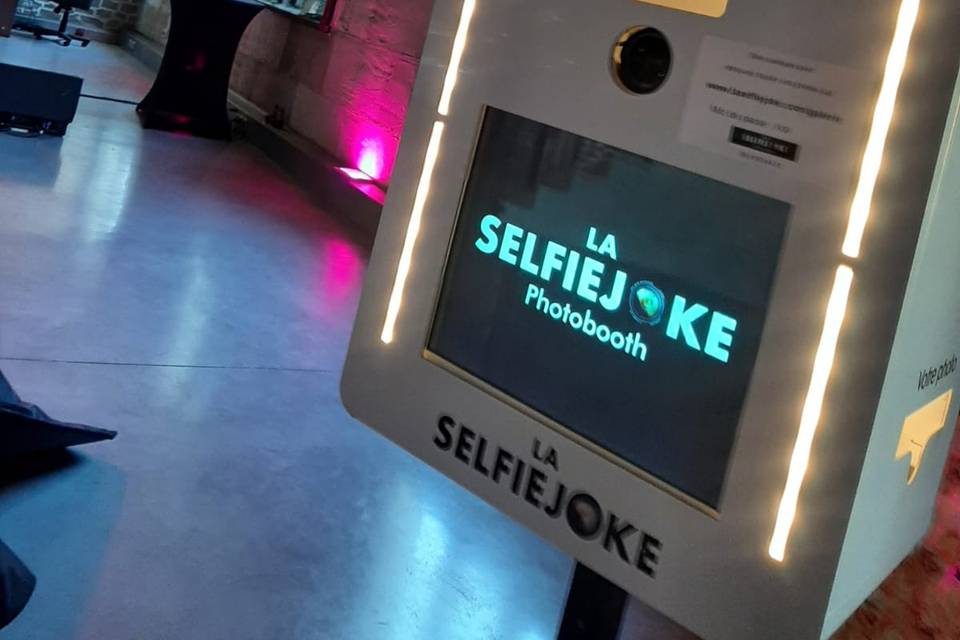 Borne à selfies