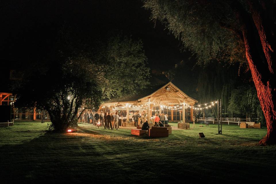 Séchoir à tabac nuit