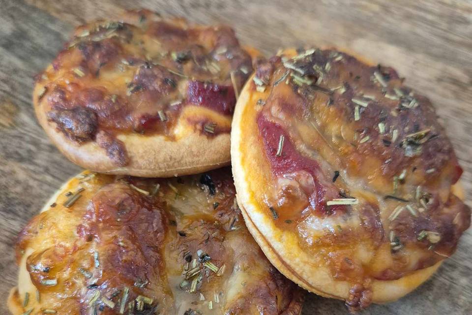 PIZZA