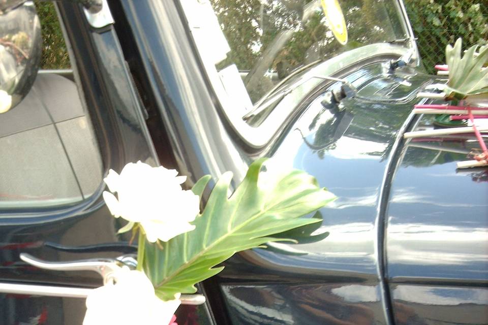 Décoration poignée de voiture - Barthel Fleurs