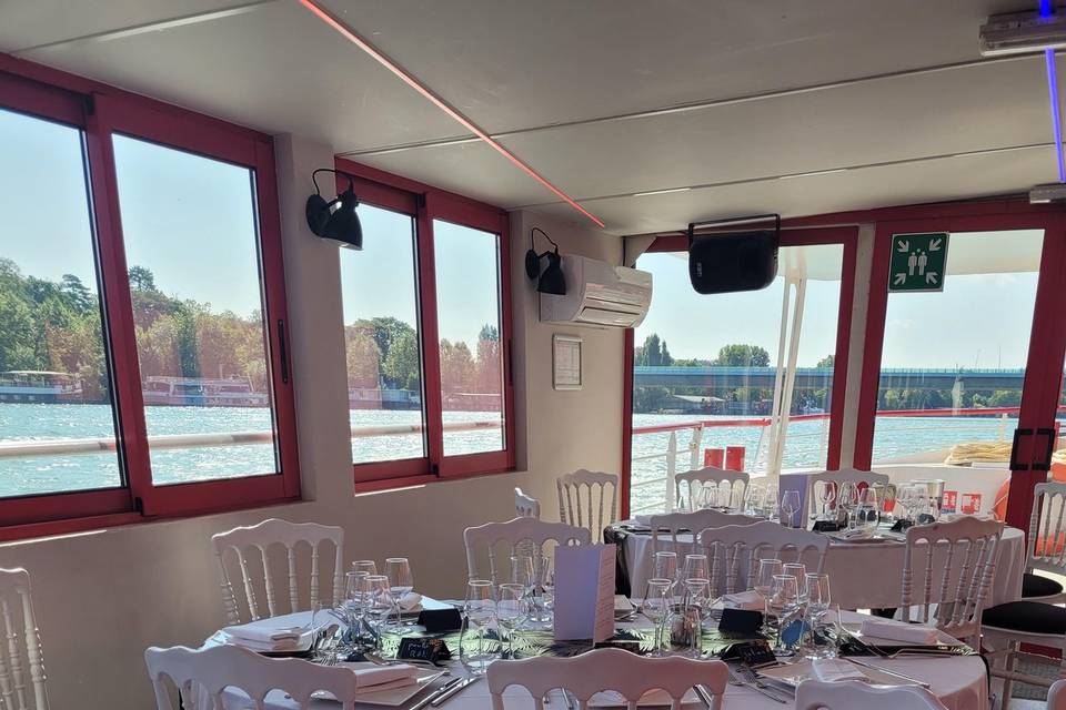 Sur une péniche