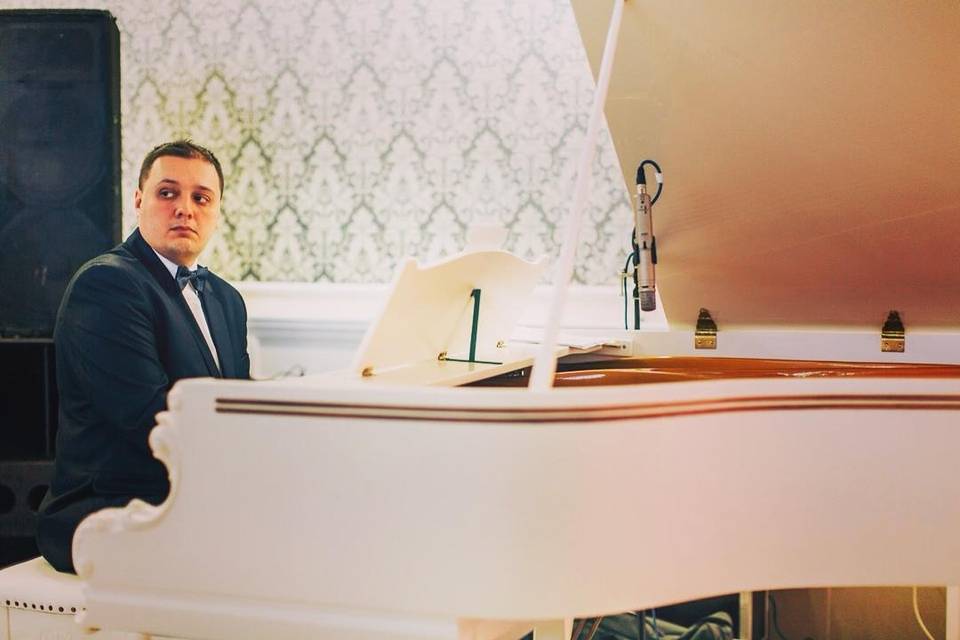 Dmytro Miroshkin
