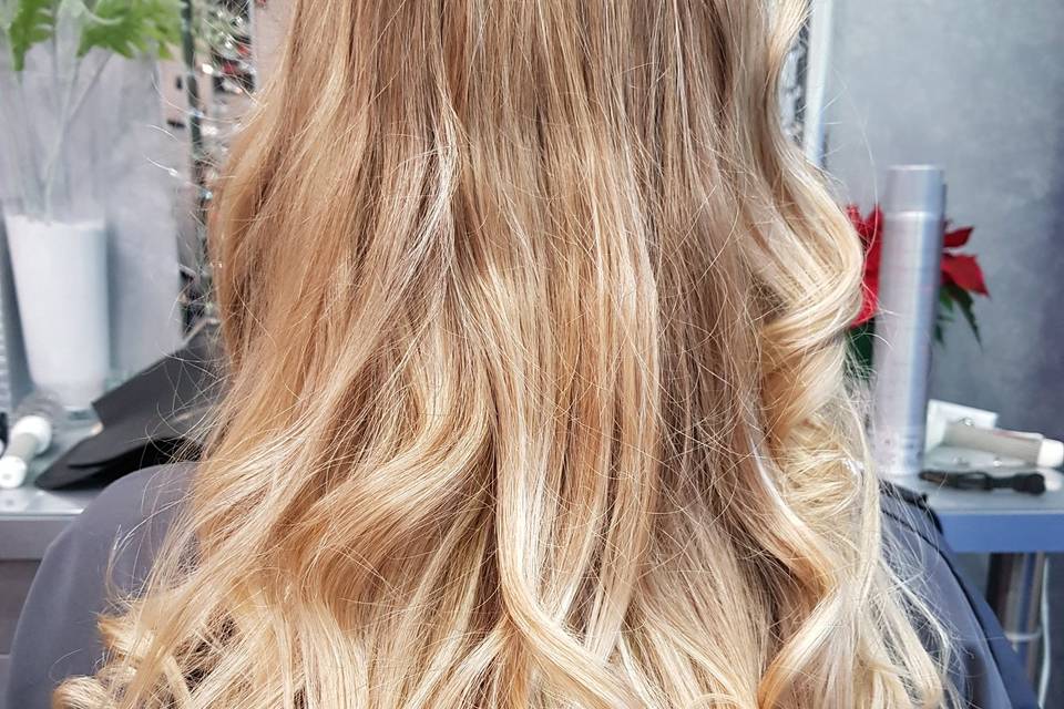 Blonde Simple Balayage