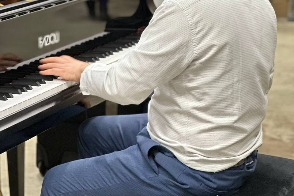 Las Nico Piano