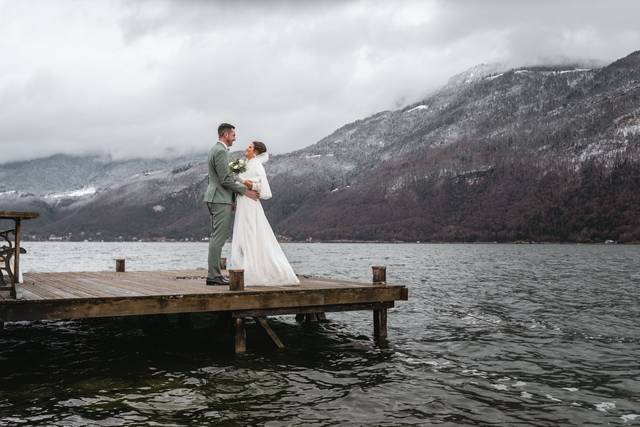 Shooting couple