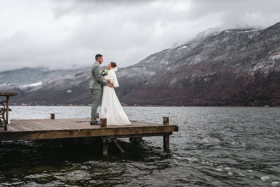 Shooting couple
