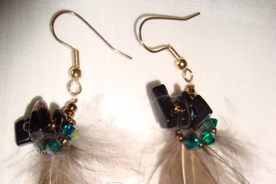 Boucles plumes et turquoise