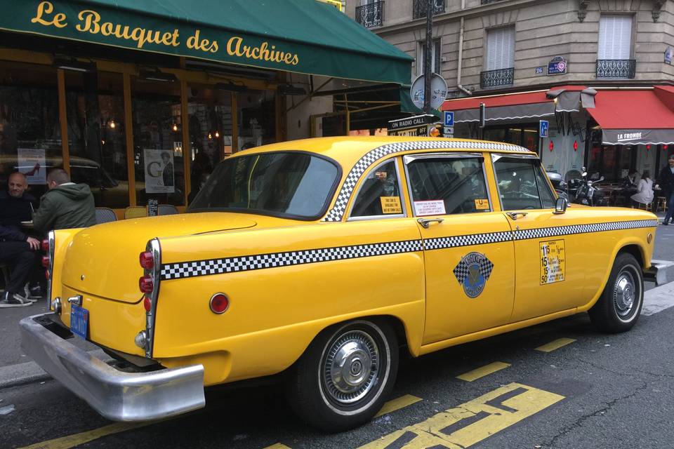 Taxi jaune NewYorkais checker