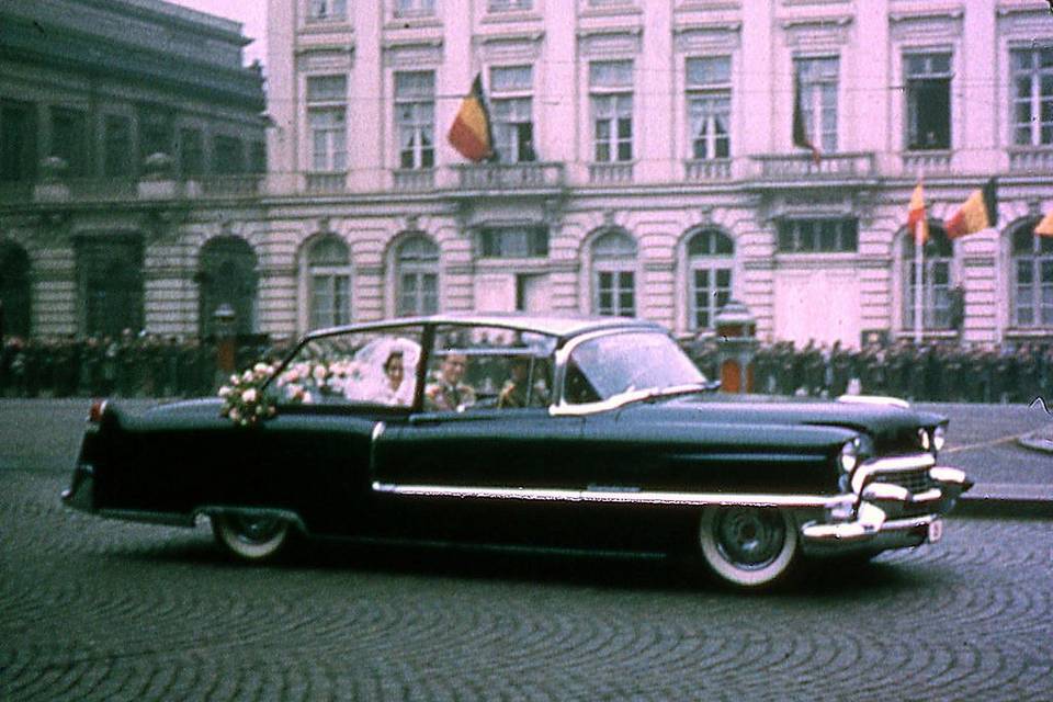 Cadillac 1955 cabriolet noire mariage royal