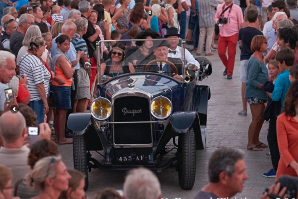 Admirée par la foule